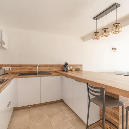 Le Ponton Privé Yourhosthelper Le Grau-du-Roi